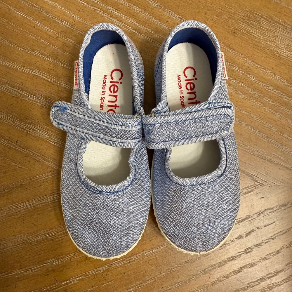 Cienta Blue Sparkle Kids Shoes size 24